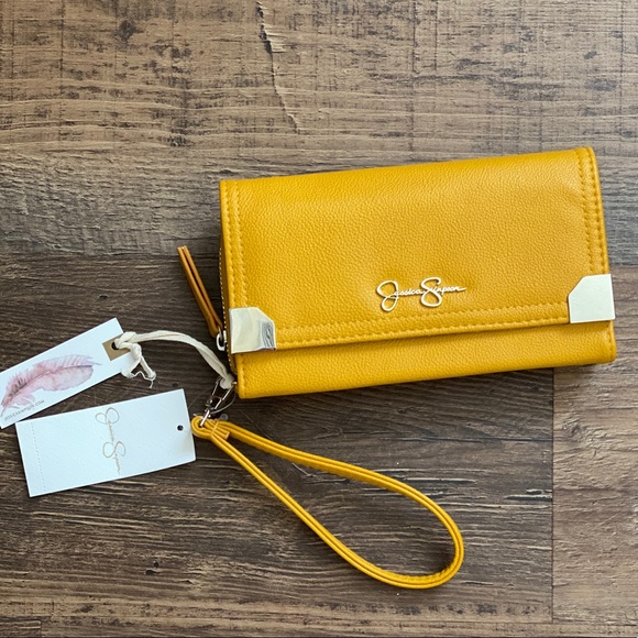 Jessica Simpson Handbags - Jessica Simpson Wristlet